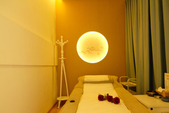 上海松江日式指压的寂静美学：在按压中听见雪落的声音